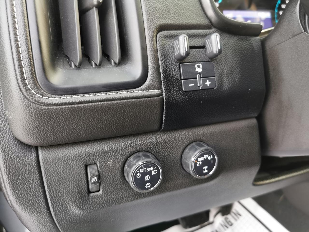 2021 GMC Canyon Denali Long Box Photo