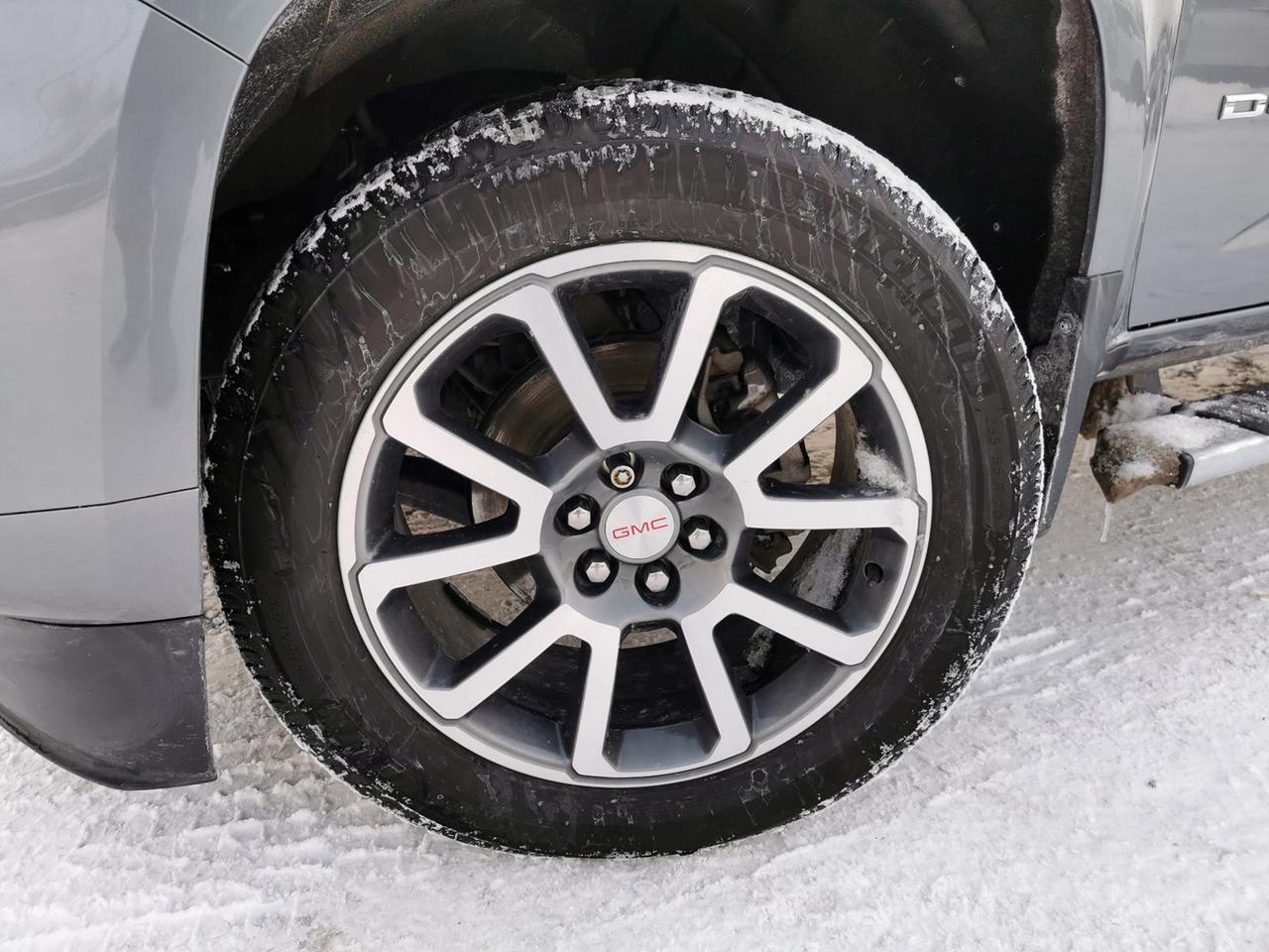 2021 GMC Canyon Denali Long Box Photo