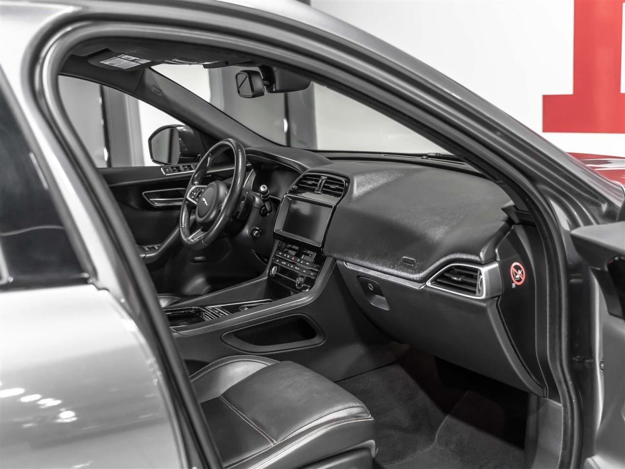 2018 Jaguar F-PACE PRESTIGE|35t AWD|BLINDSPOT|MERIDIAN|ACCIDENT FREE Photo