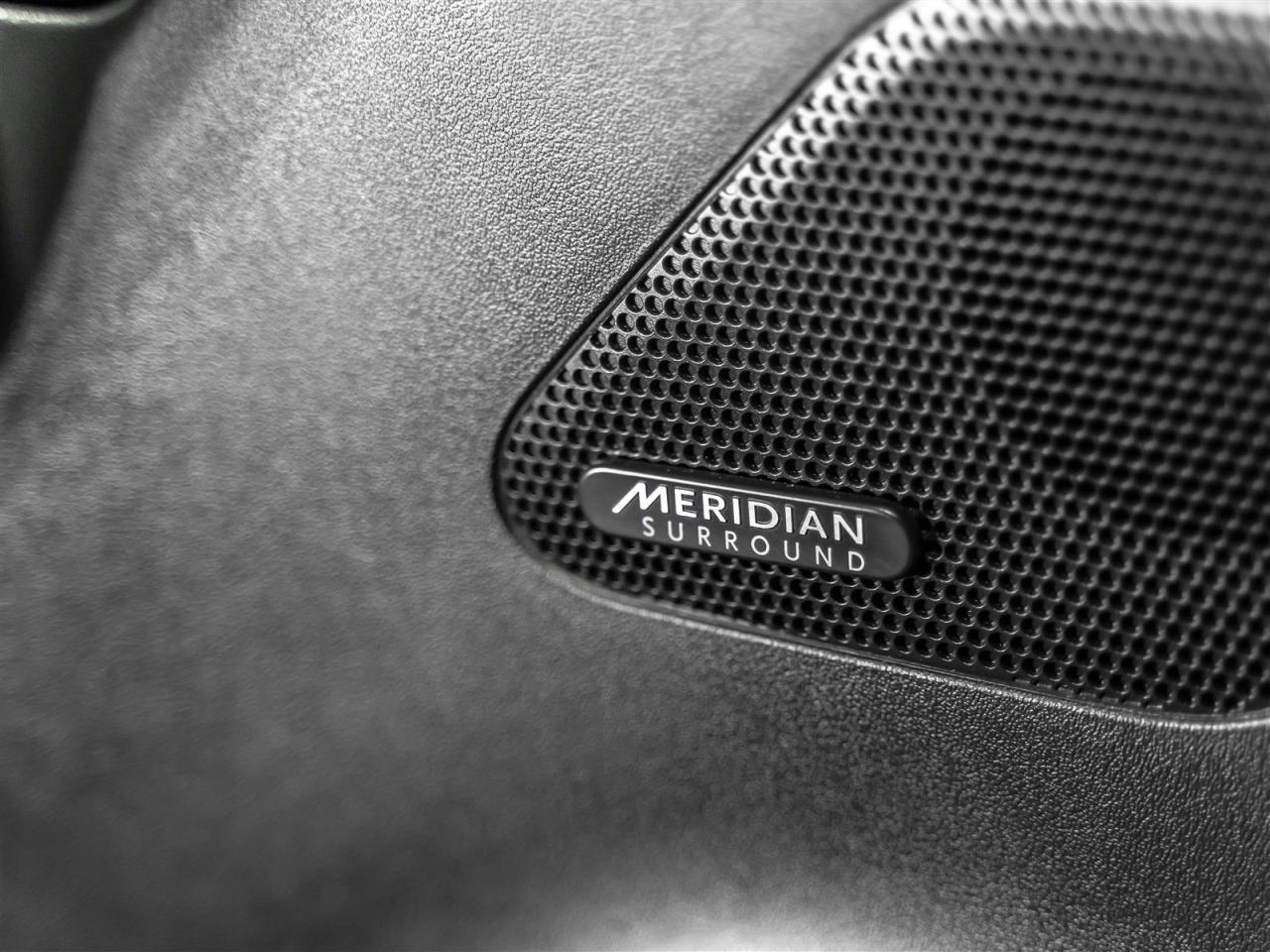 2018 Jaguar F-PACE PRESTIGE|35t AWD|BLINDSPOT|MERIDIAN|ACCIDENT FREE Photo