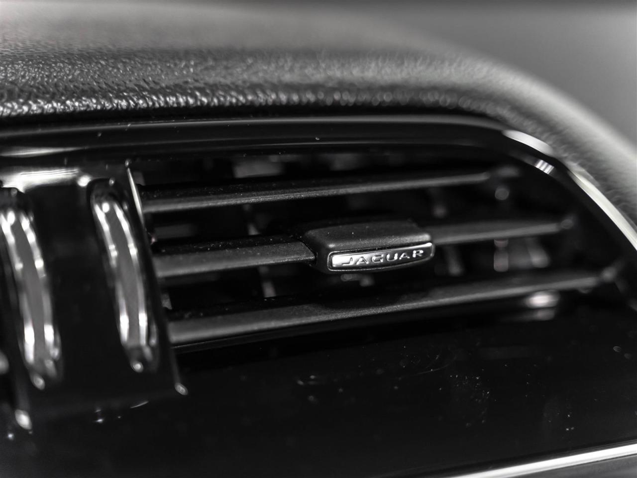 2018 Jaguar F-PACE PRESTIGE|35t AWD|BLINDSPOT|MERIDIAN|ACCIDENT FREE Photo