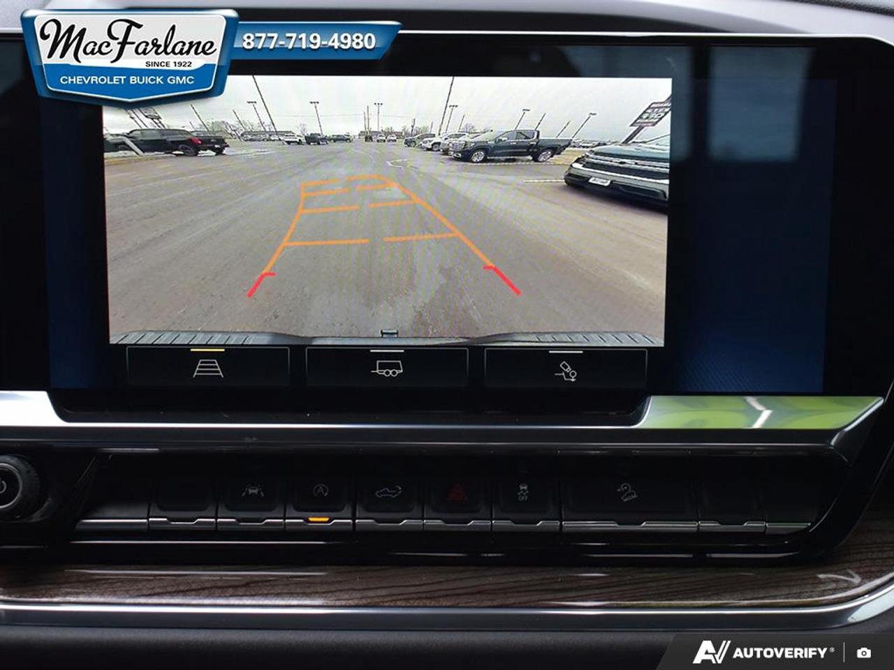 2024 Chevrolet Silverado 1500 LT Trail Boss Photo