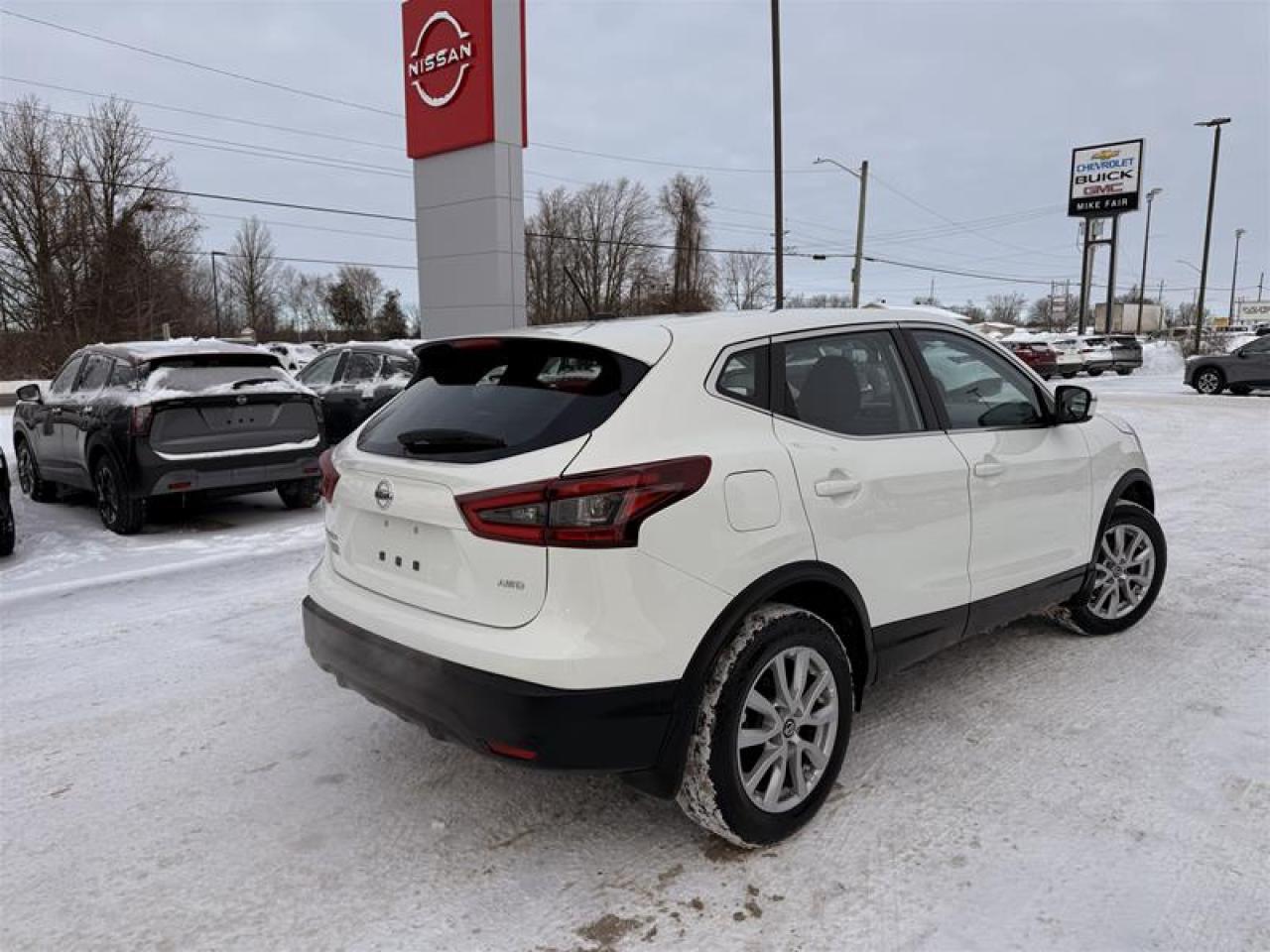 2023 Nissan Qashqai S AWD CVT Photo4