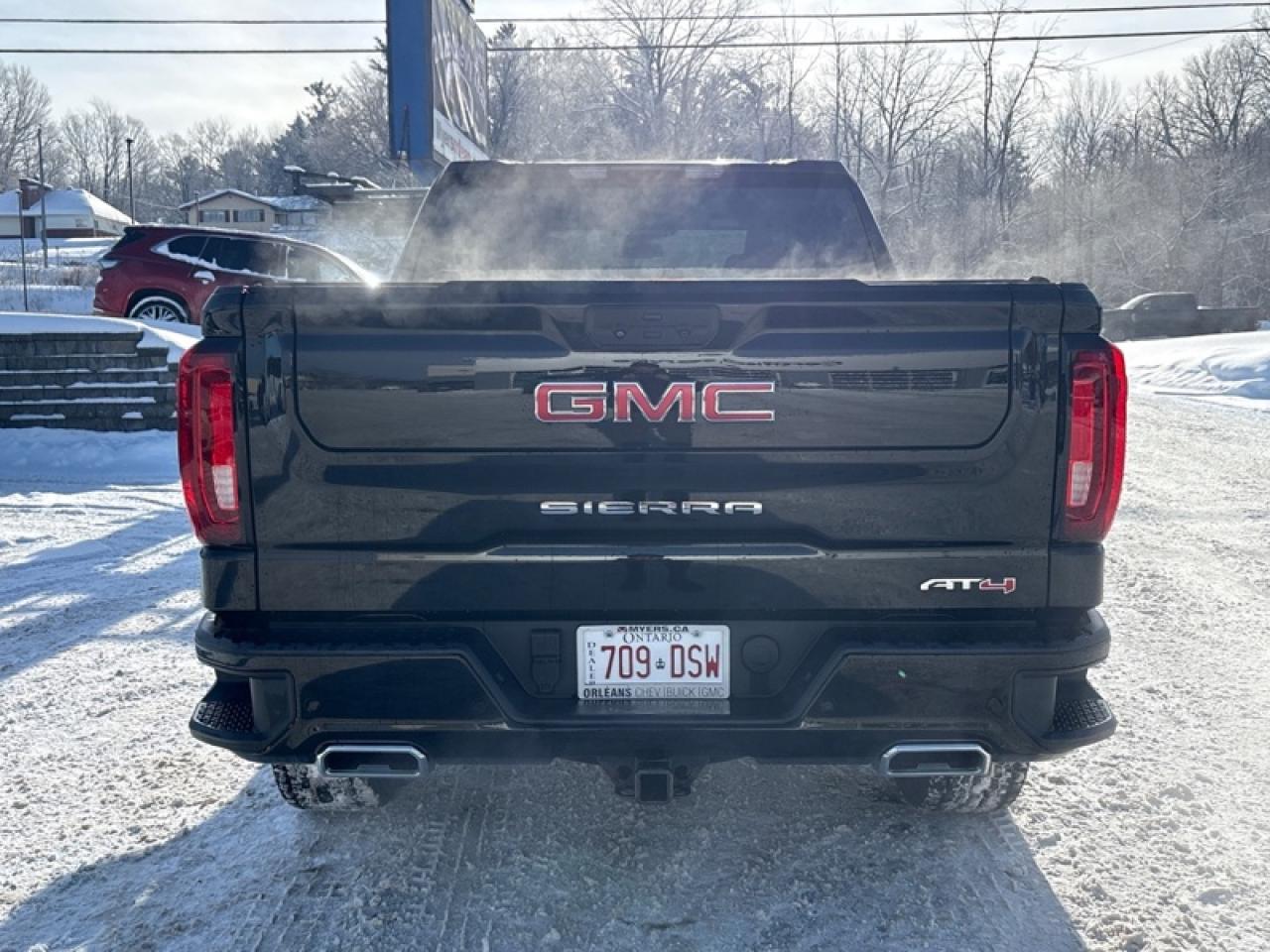 2023 GMC Sierra 1500 AT4  -  Leather Seats Photo4