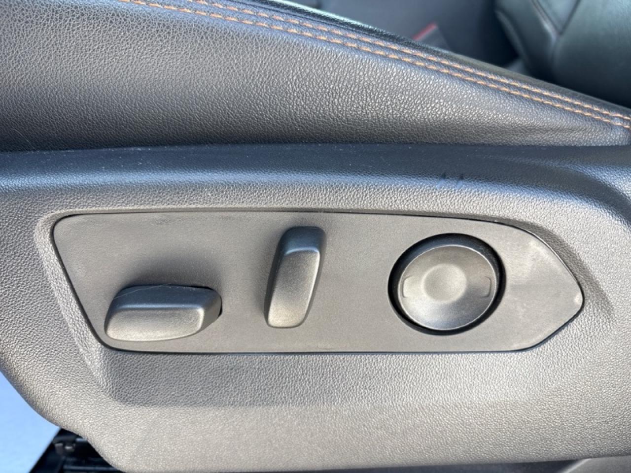 2023 GMC Sierra 1500 AT4  -  Leather Seats Photo