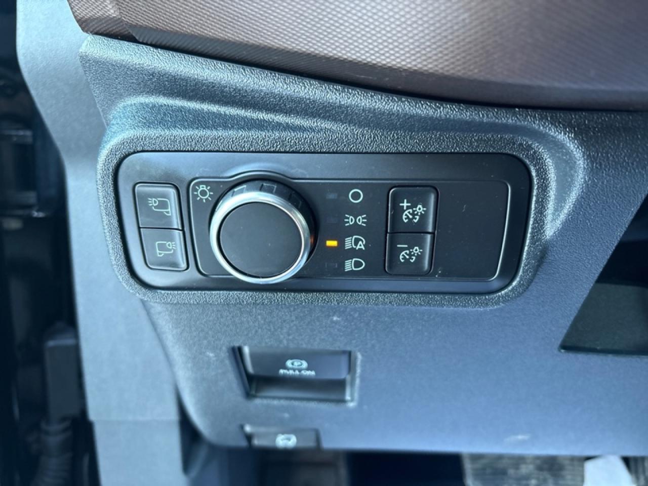 2021 Ford Bronco Outer Banks 4X4  - Low Mileage Photo