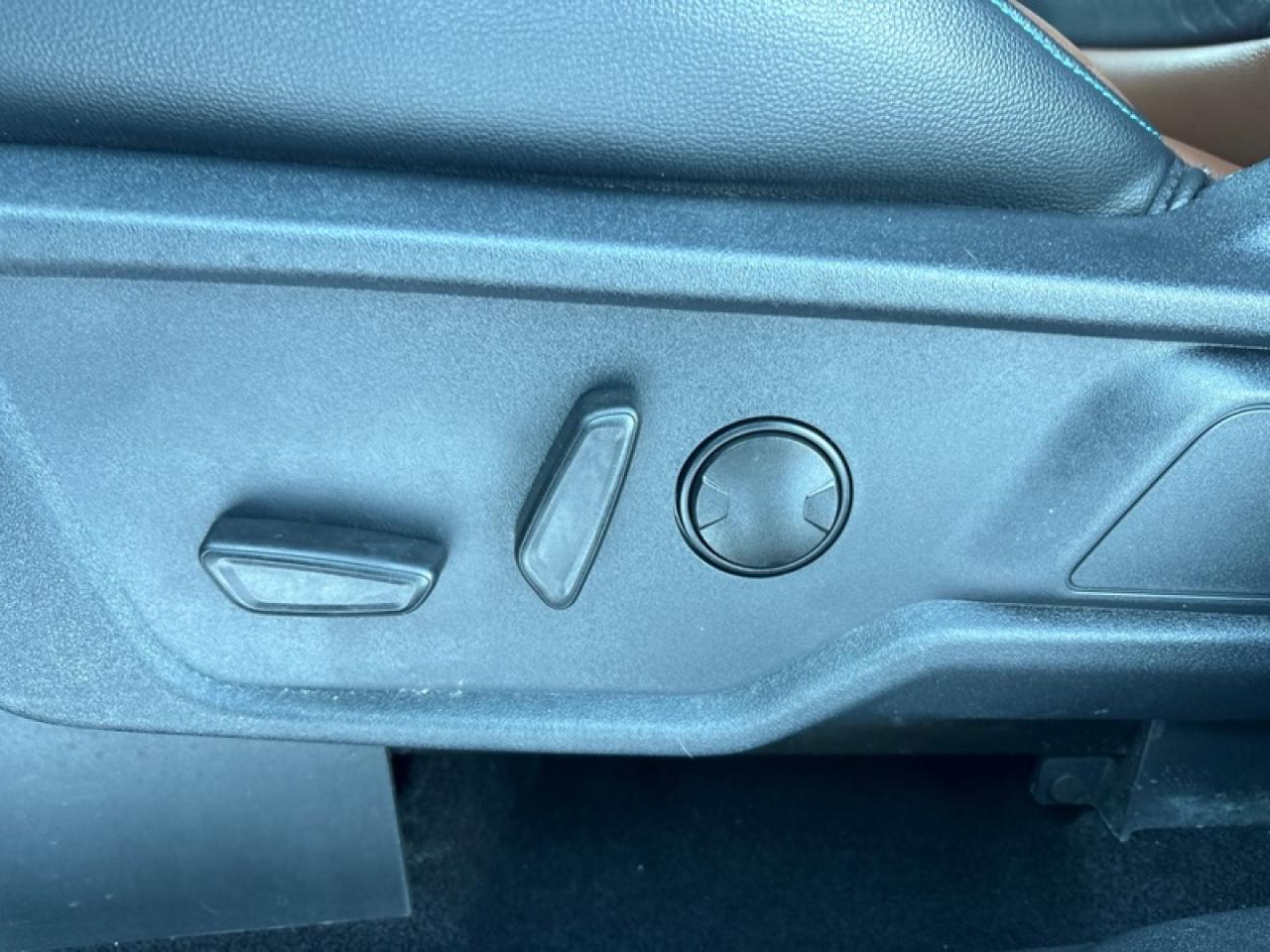 2021 Ford Bronco Outer Banks 4X4  - Low Mileage Photo