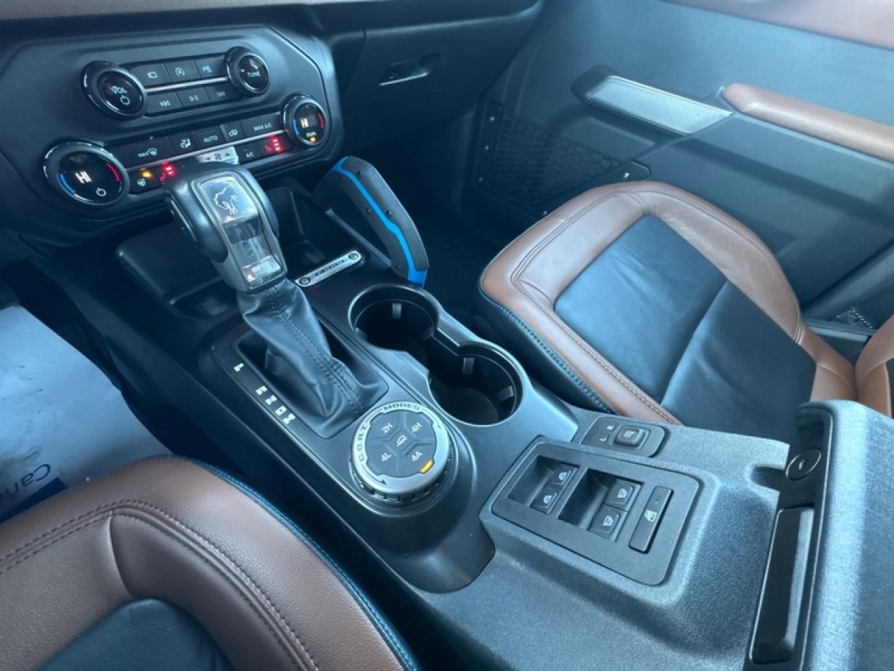 2021 Ford Bronco Outer Banks 4X4  - Low Mileage Photo