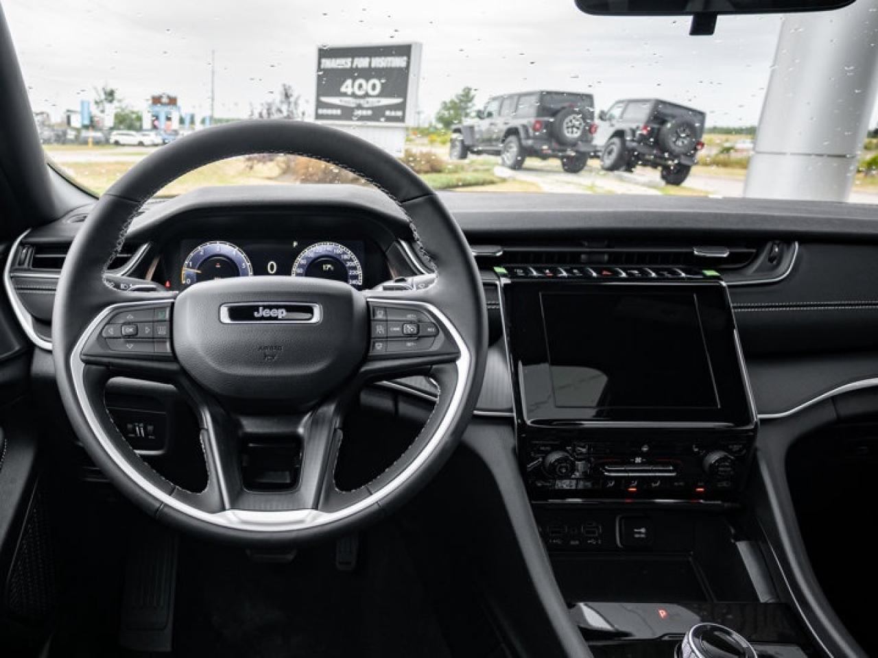 2025 Jeep Grand Cherokee L ALTITUDE Photo2