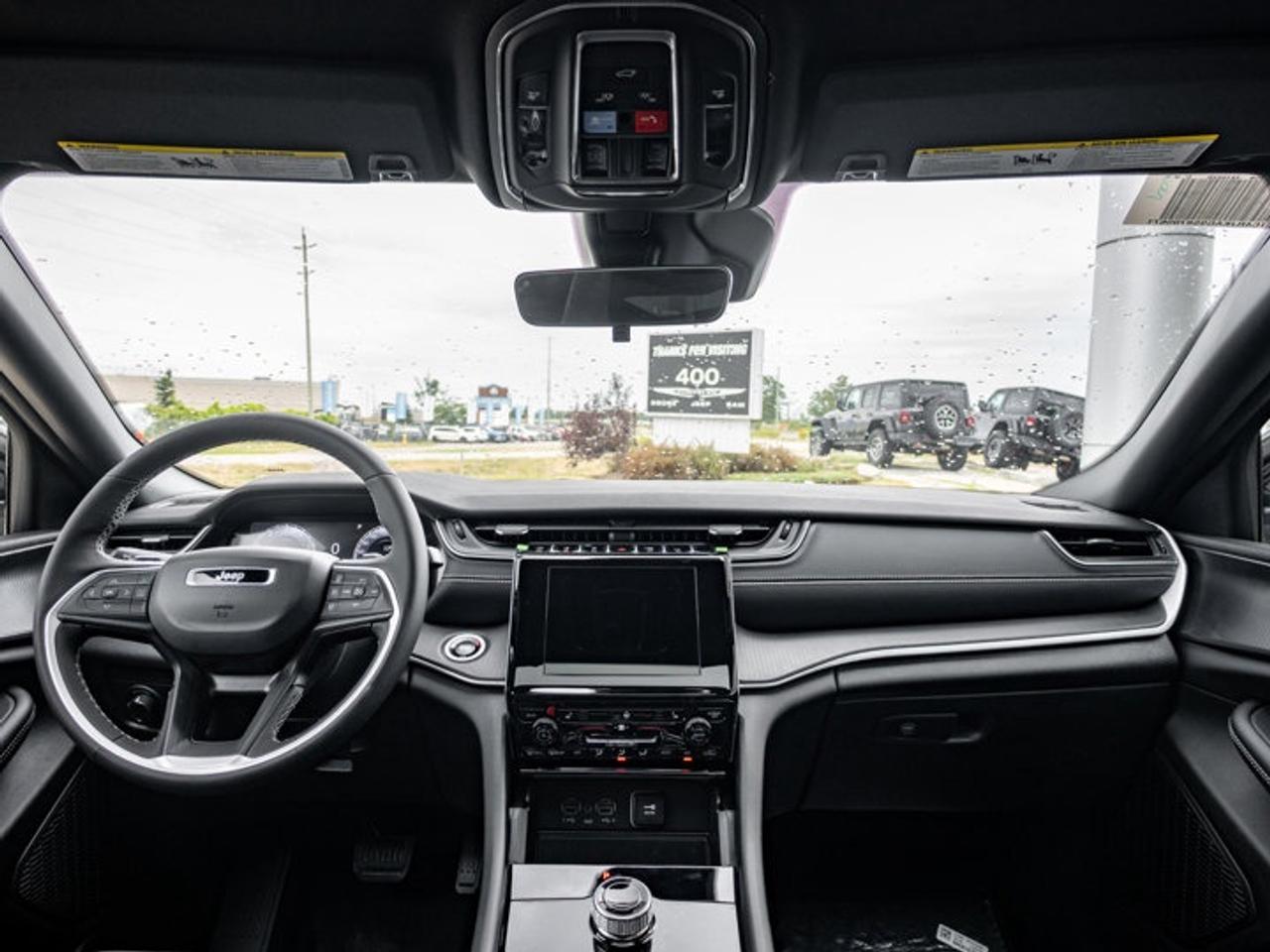 2025 Jeep Grand Cherokee L ALTITUDE Photo