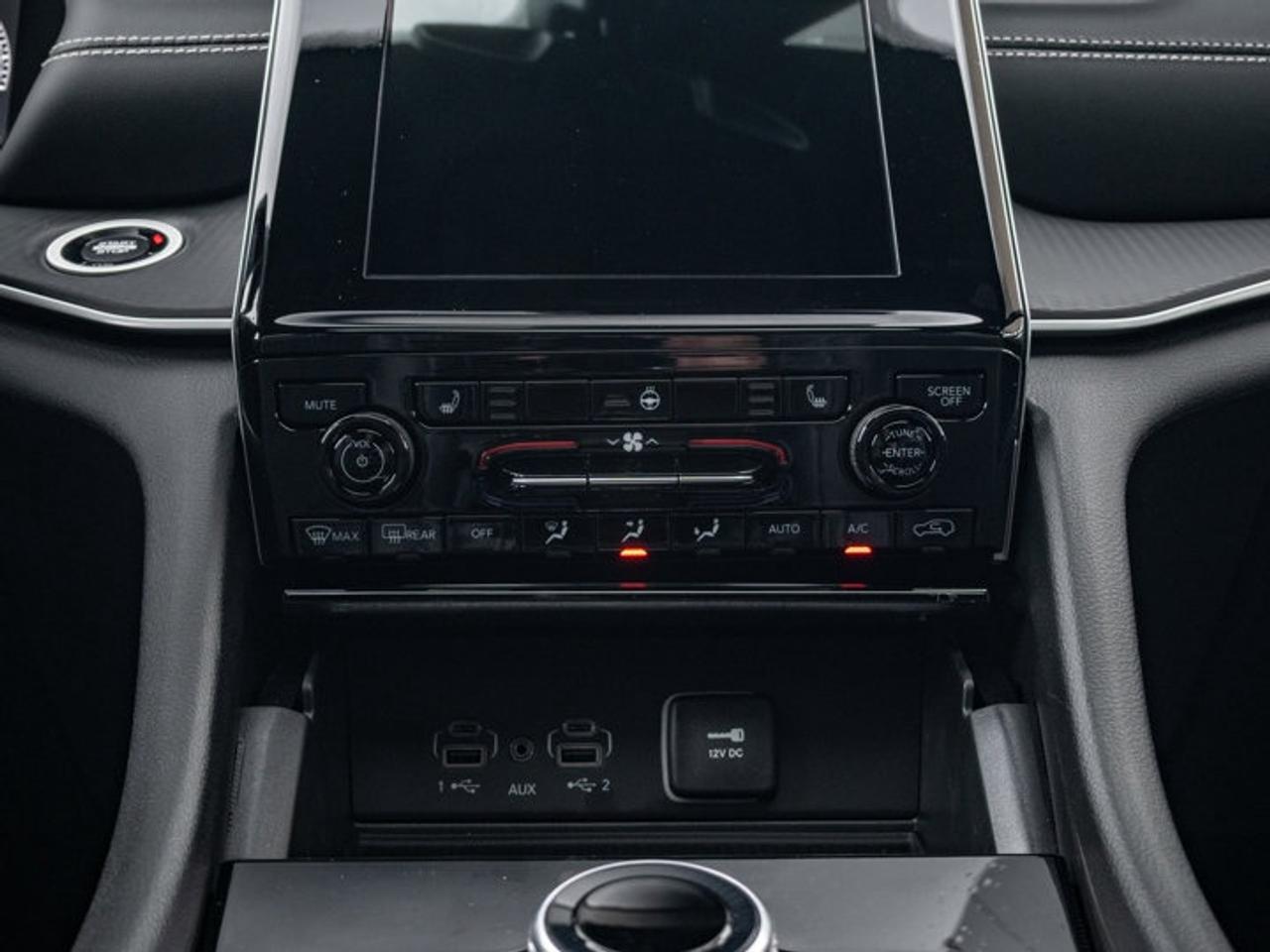 2025 Jeep Grand Cherokee L ALTITUDE Photo