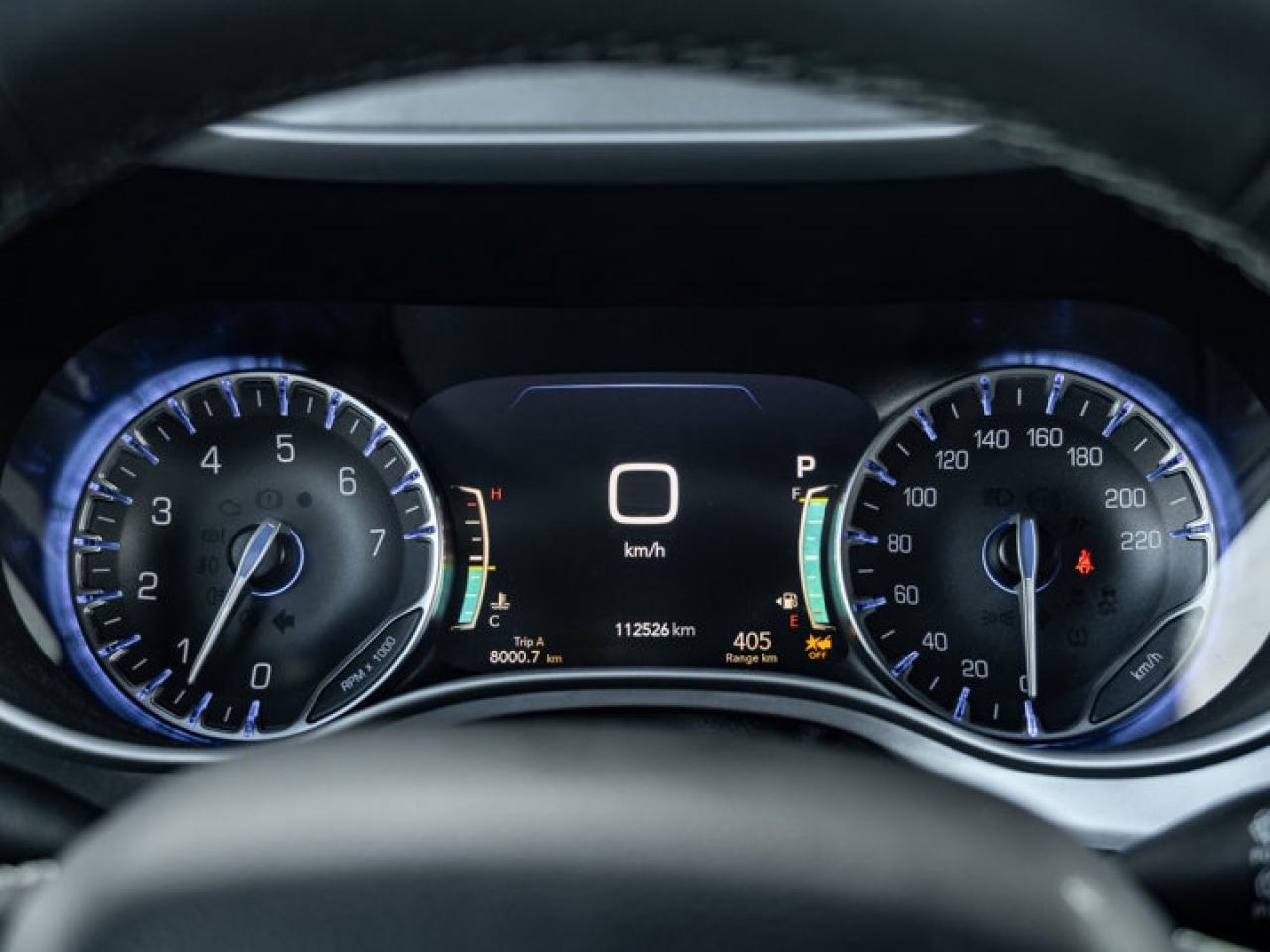 2022 Chrysler Pacifica Touring L Photo3