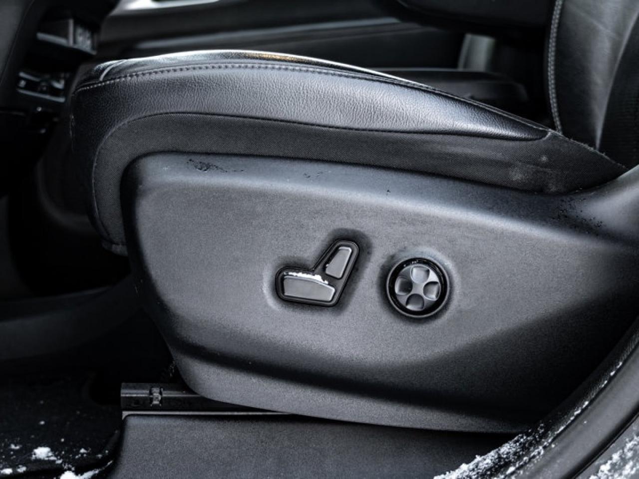 2022 Chrysler Pacifica Touring L Photo