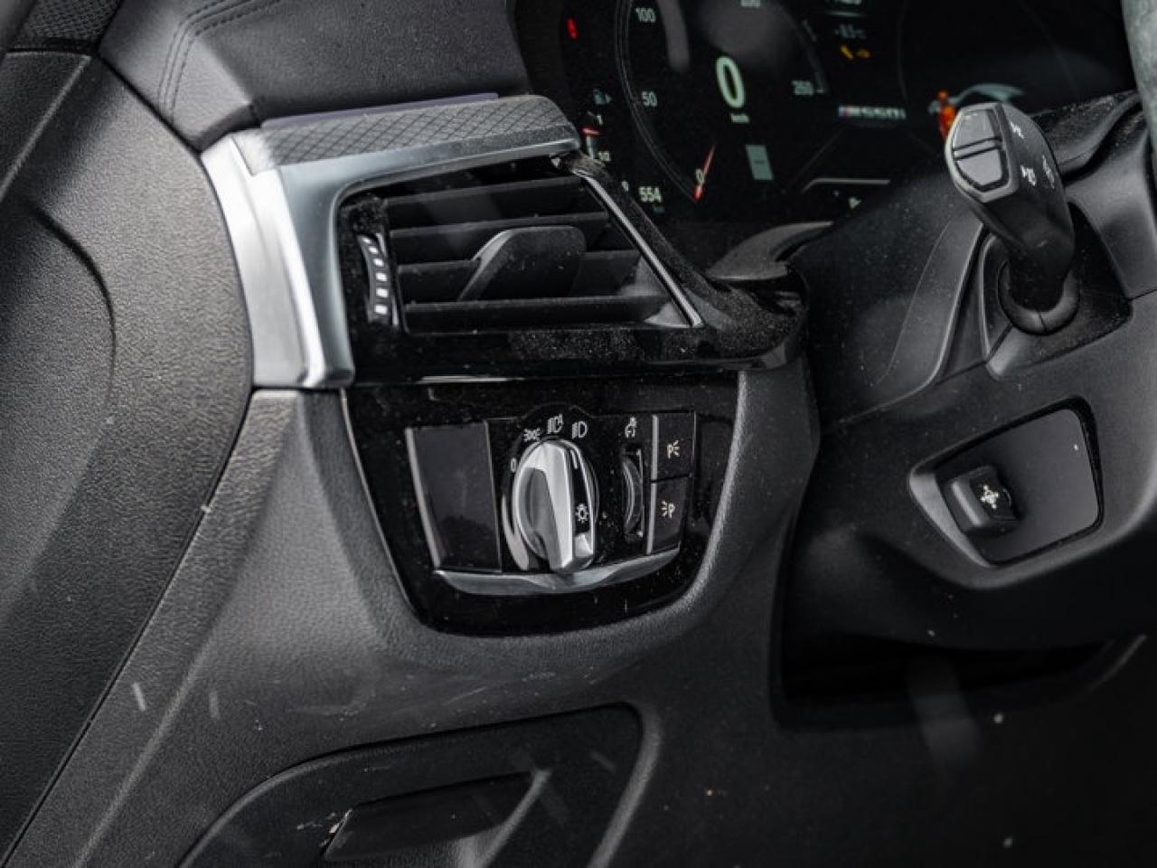 2019 BMW 5 Series M550i xDrive Photo