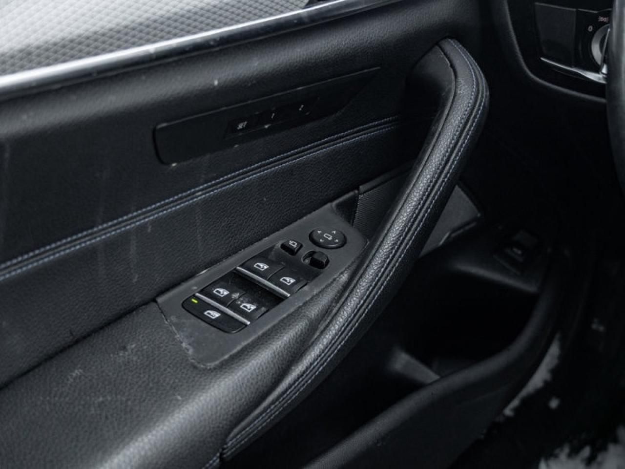 2019 BMW 5 Series M550i xDrive Photo