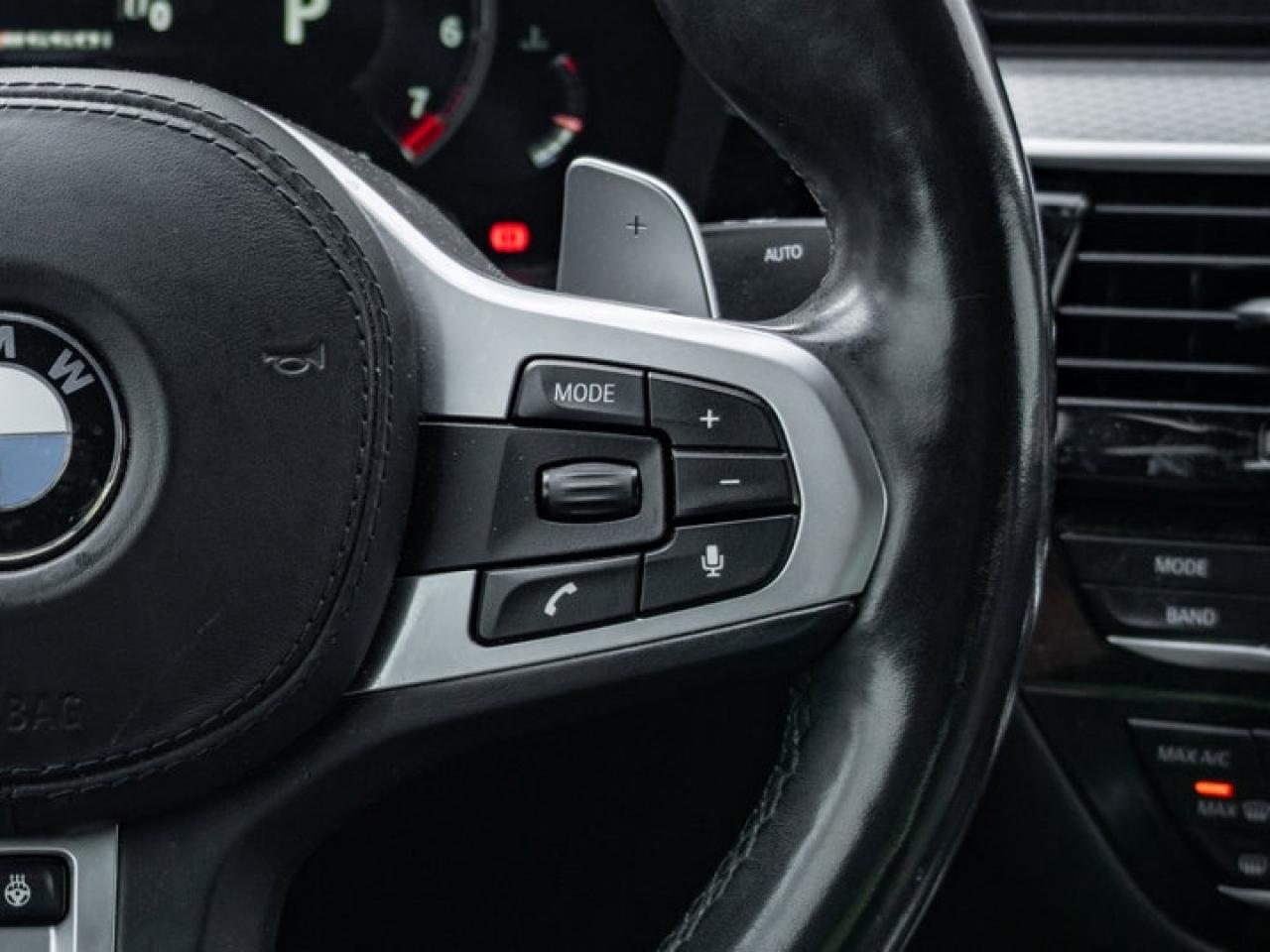 2019 BMW 5 Series M550i xDrive Photo