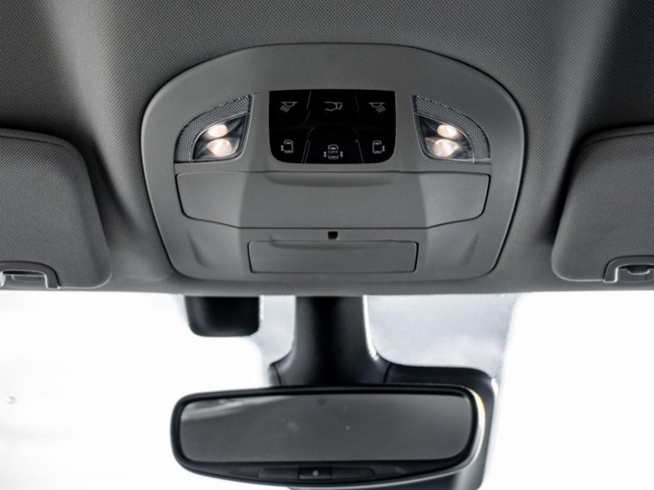 2022 Chrysler Pacifica Touring L Photo