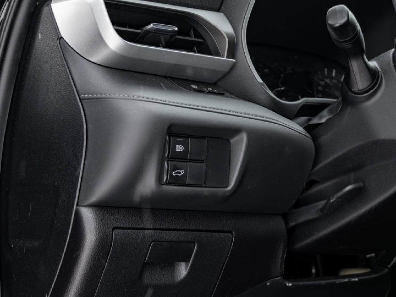 2020 Toyota Highlander HYBRID XLE Photo