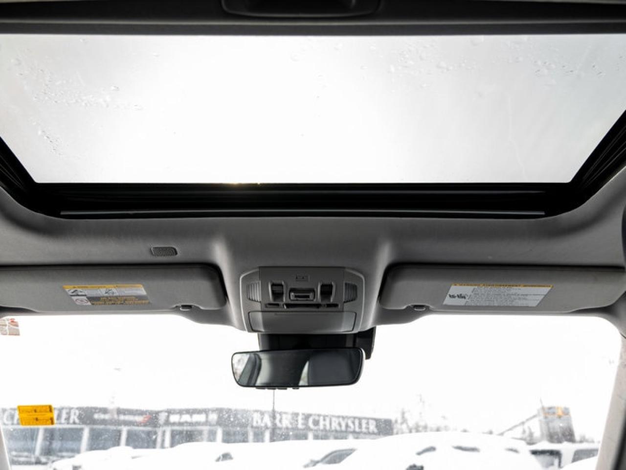 2020 Toyota Highlander HYBRID XLE Photo