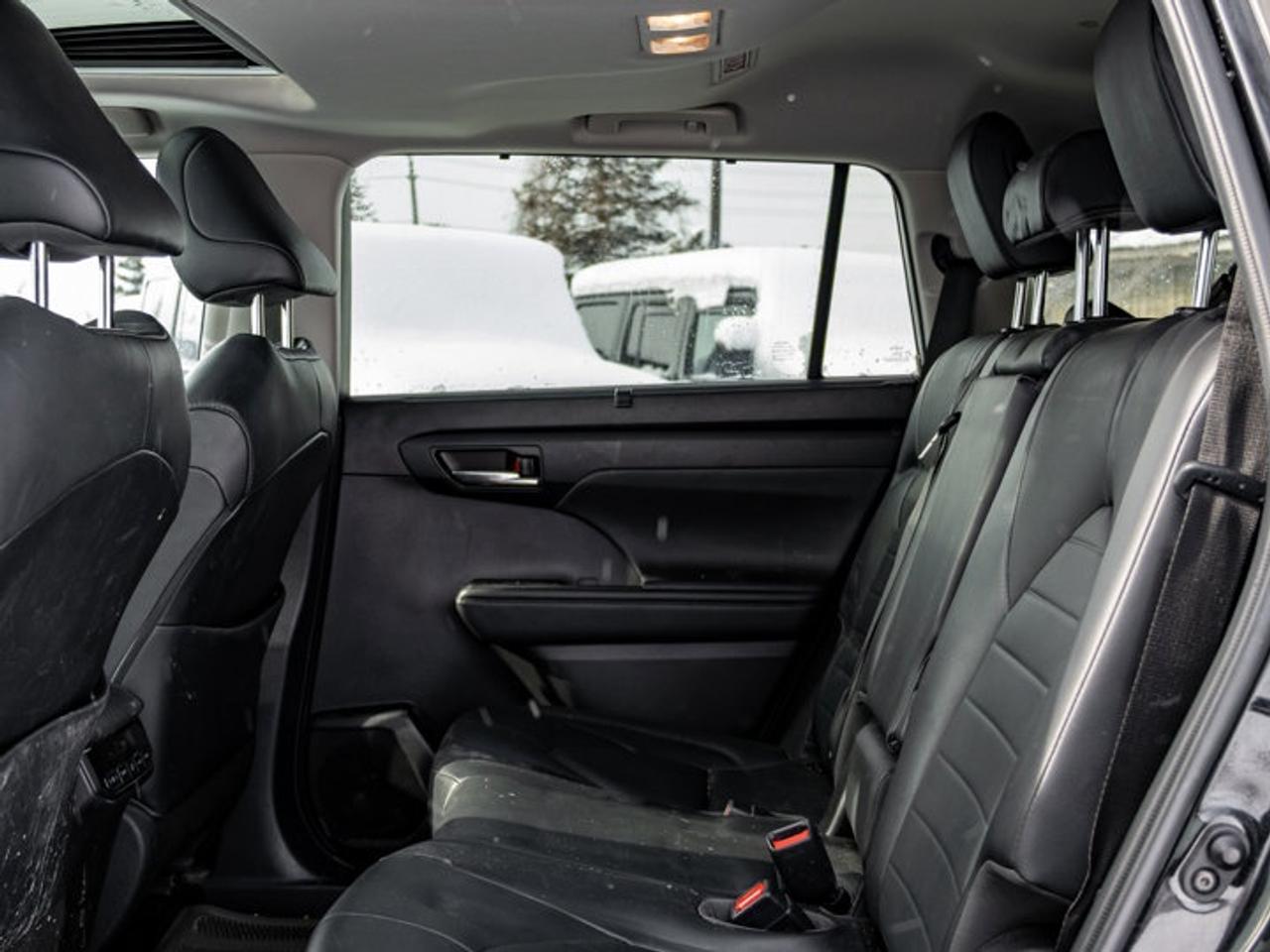 2020 Toyota Highlander HYBRID XLE Photo