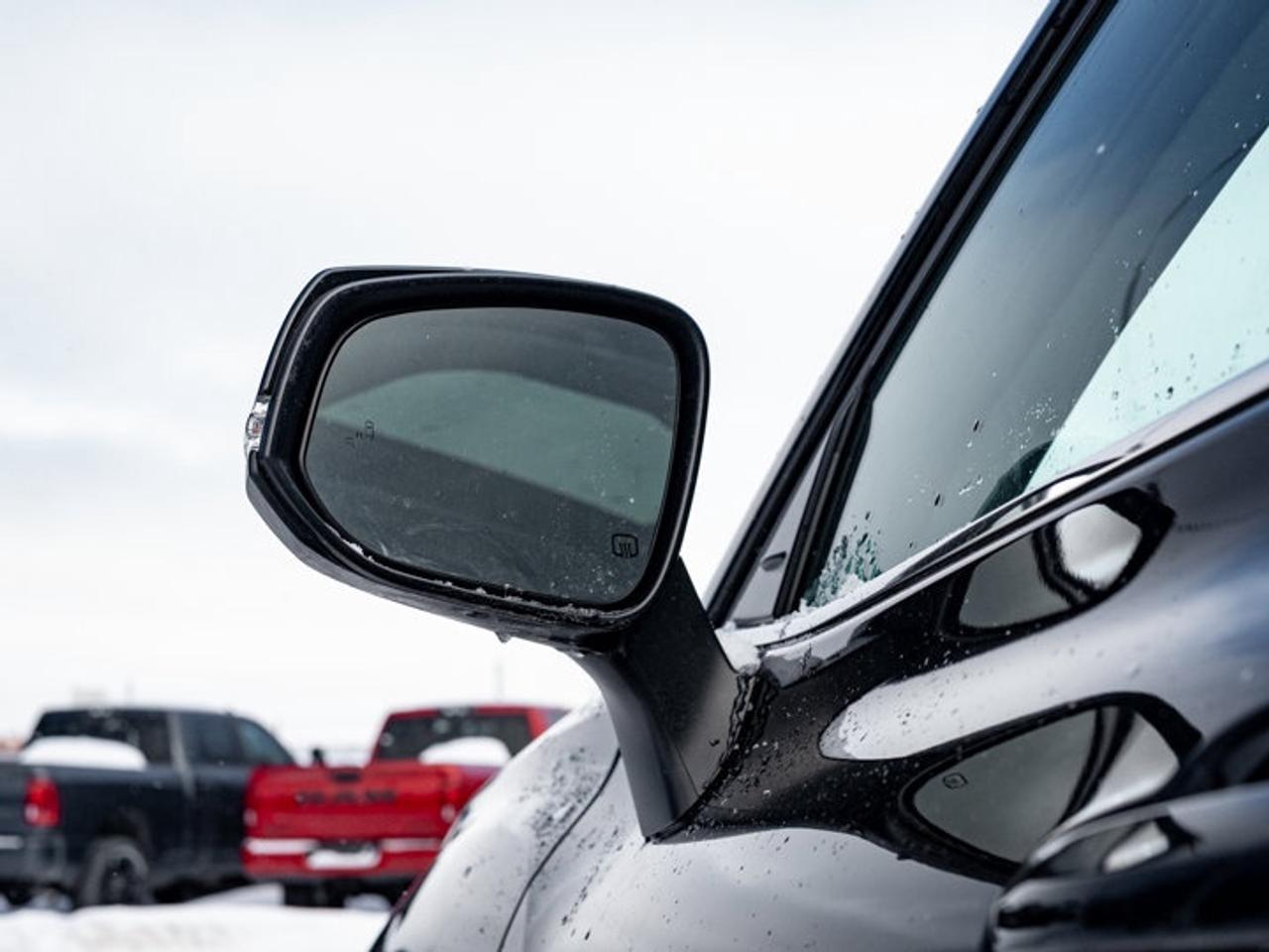 2020 Toyota Highlander HYBRID XLE Photo