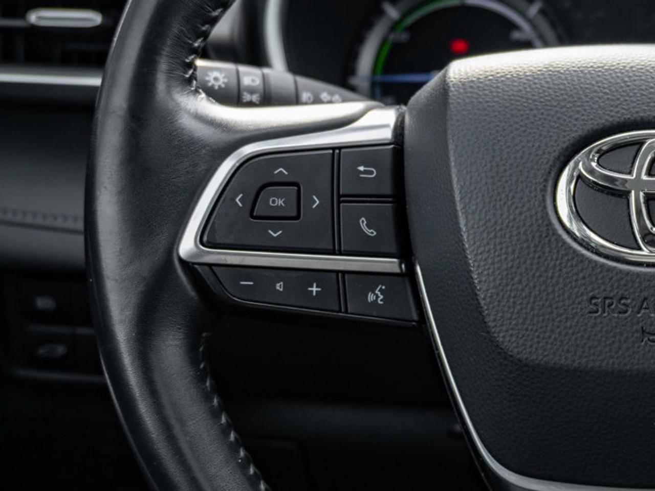 2020 Toyota Highlander HYBRID XLE Photo