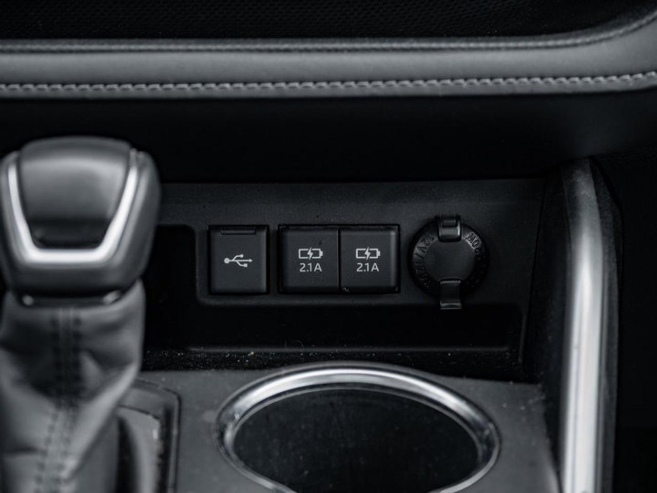 2020 Toyota Highlander HYBRID XLE Photo