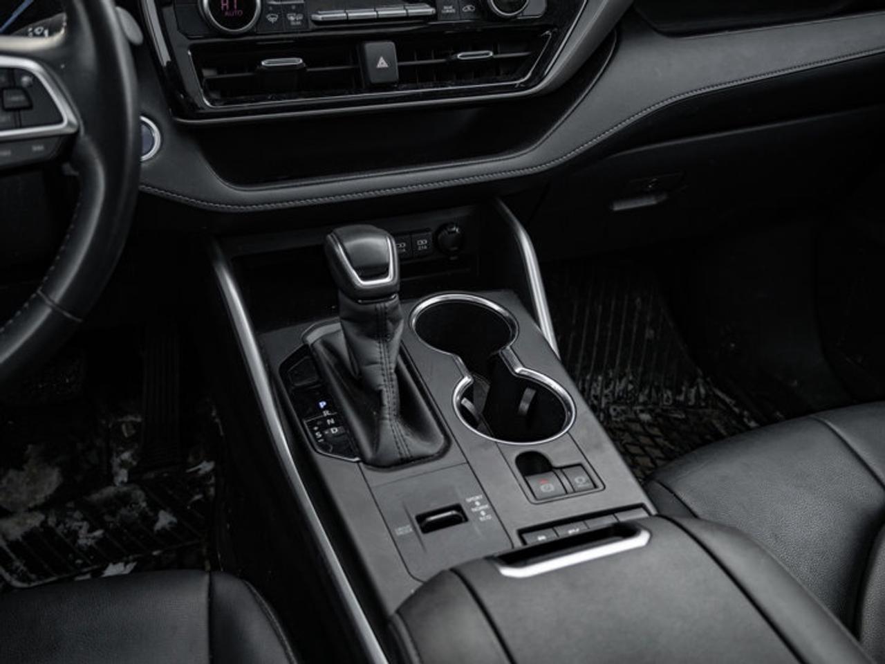 2020 Toyota Highlander HYBRID XLE Photo