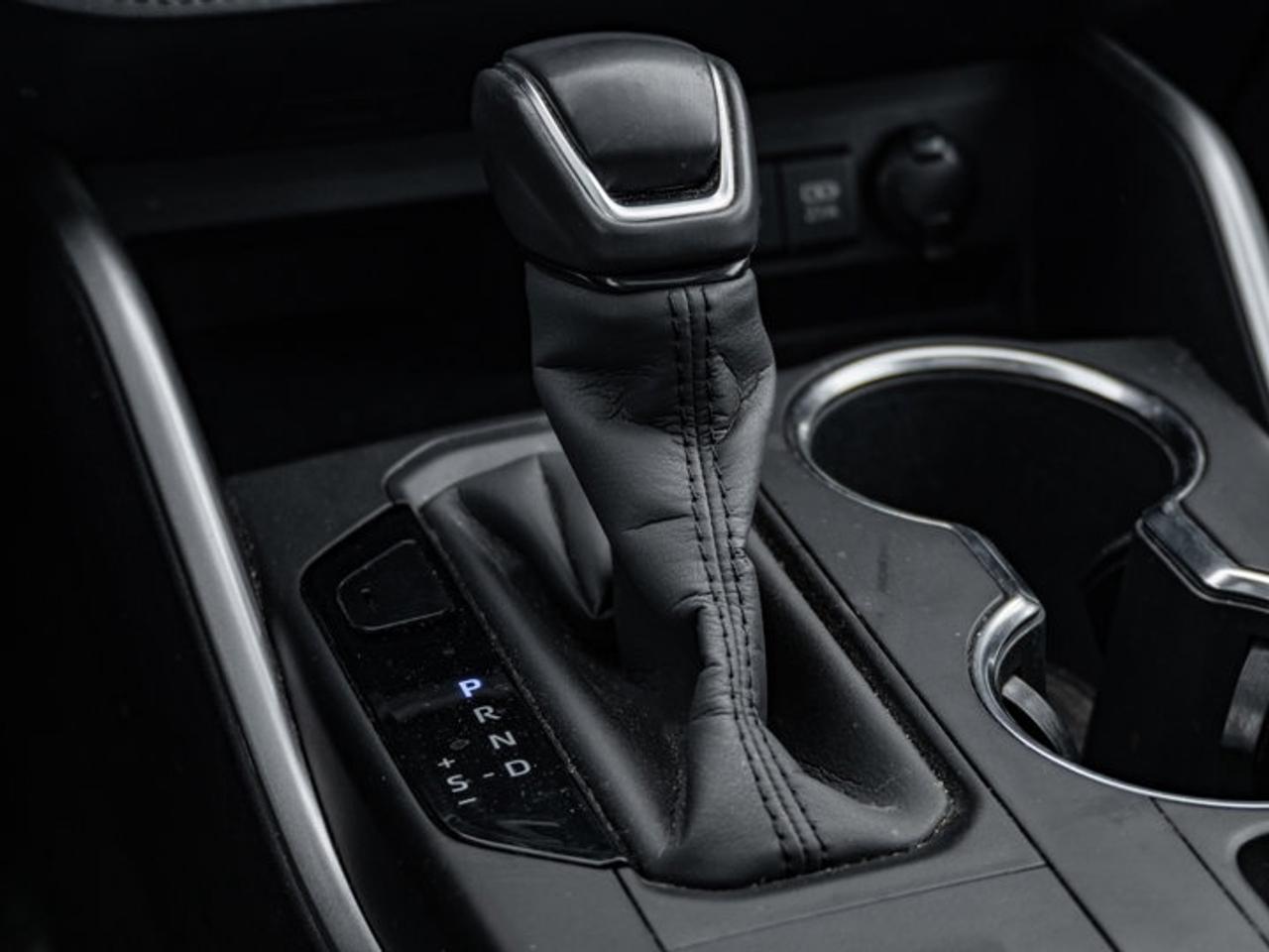 2020 Toyota Highlander HYBRID XLE Photo