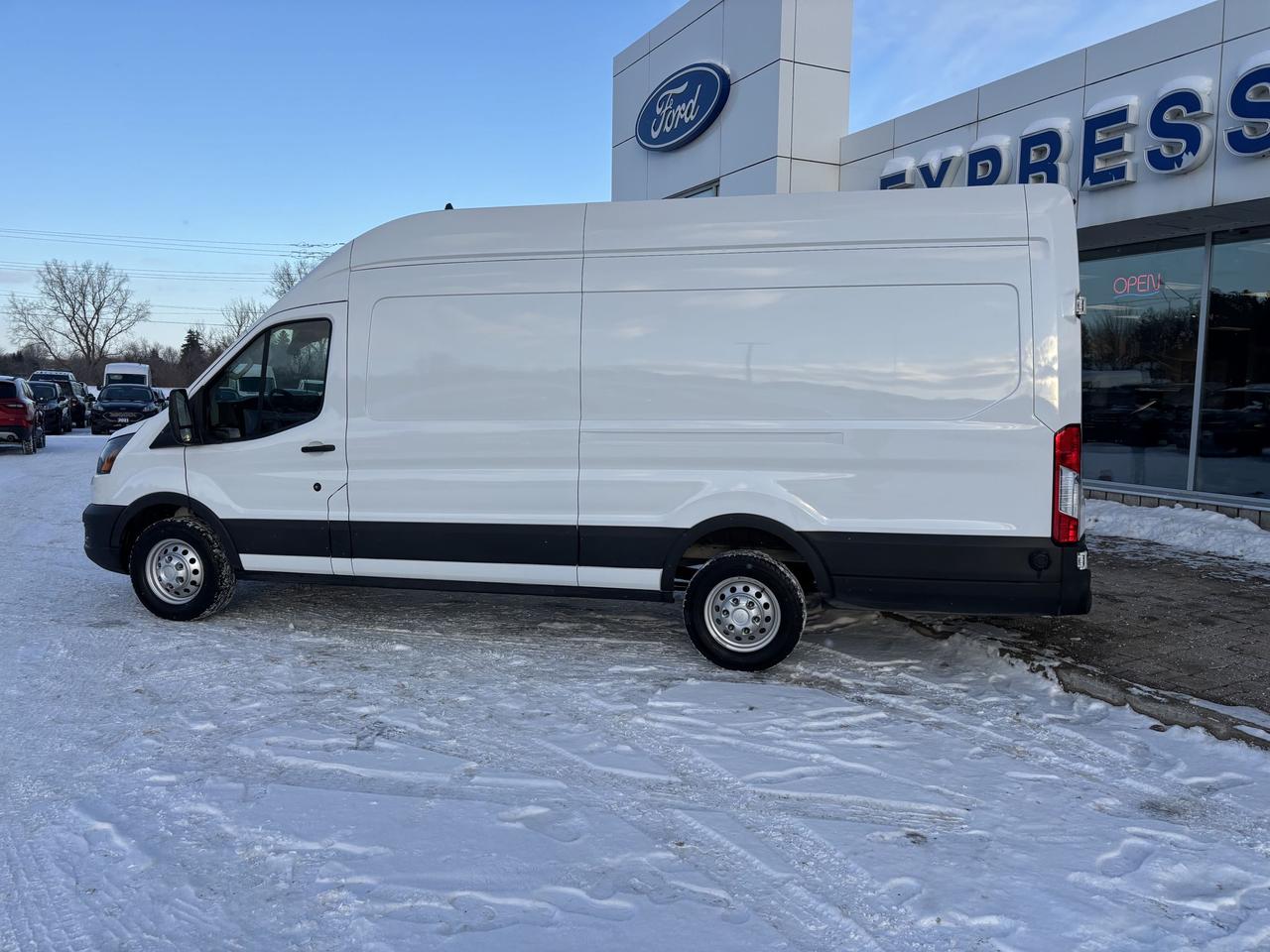 2025 Ford Transit AWD, 250, HIGH ROOF, 3.5L ENGINE, REAR CAMERA! Photo