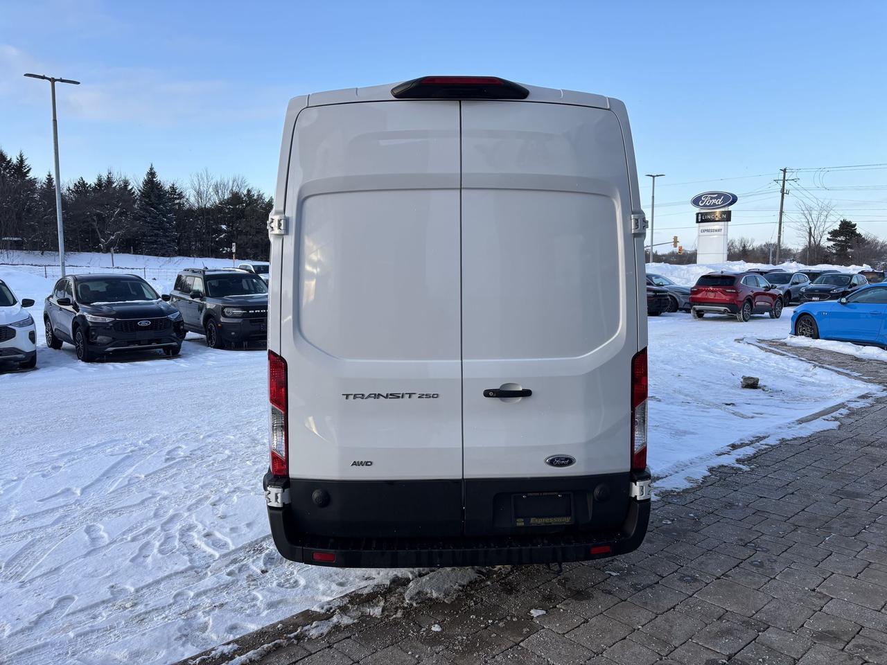 2025 Ford Transit AWD, 250, HIGH ROOF, 3.5L ENGINE, REAR CAMERA! Photo