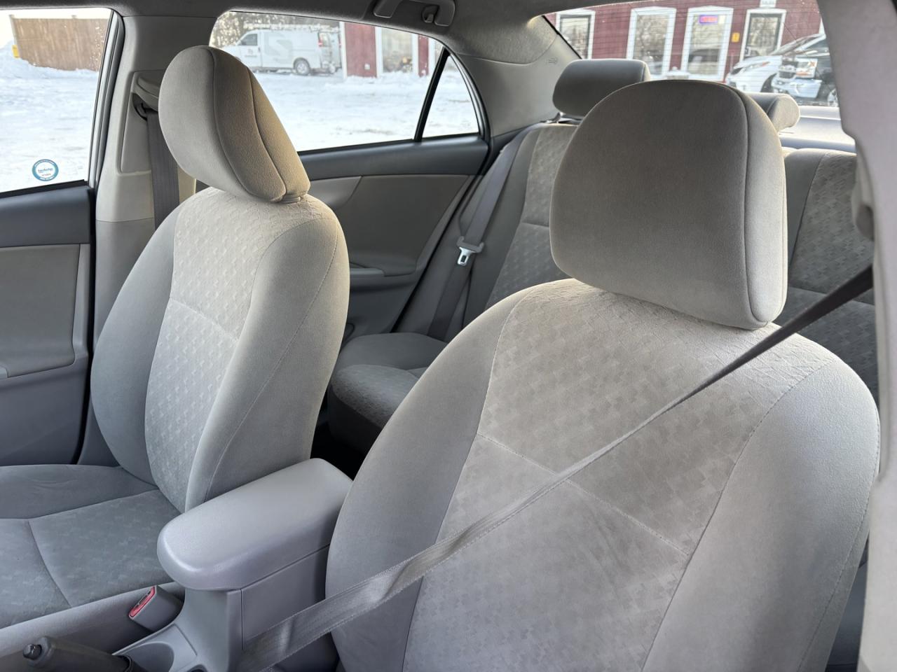 2009 Toyota Corolla CE Photo