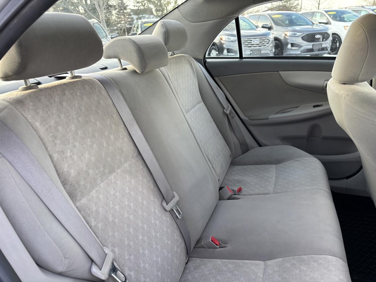 2009 Toyota Corolla CE Photo