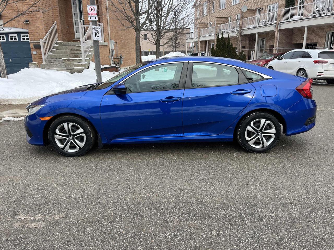 2018 Honda Civic LX/ NO ACCIDENT / REAR CAM /LOW KM / VERY CLEAN / Photo