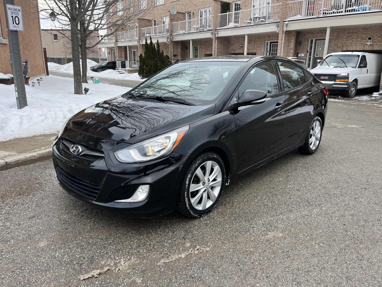 Used 2014 Hyundai Accent GLS/ SUNROOF/ ALLOYS/ HEATED SEATS / SOLD AS IS / for sale in Scarborough, ON