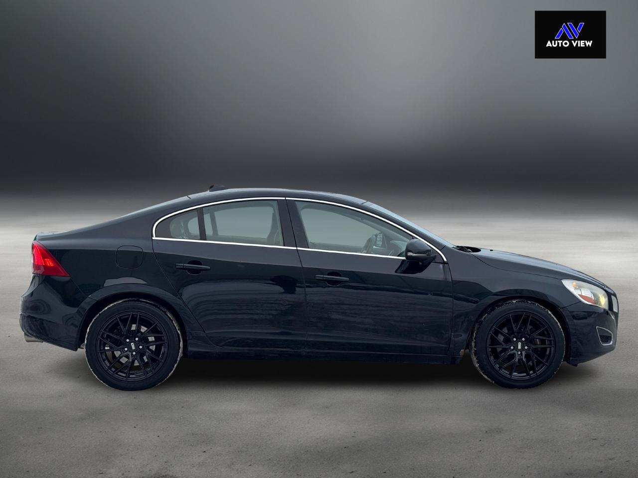 2011 Volvo S60 T6 **CLEAN CARFAX**ALL WHEEL DRIVE** Photo4