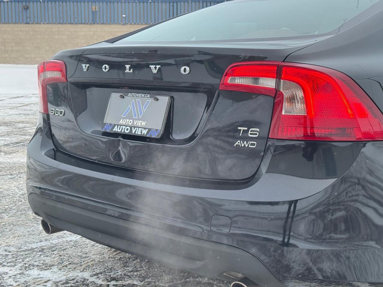 2011 Volvo S60 T6 **CLEAN CARFAX**ALL WHEEL DRIVE** Photo