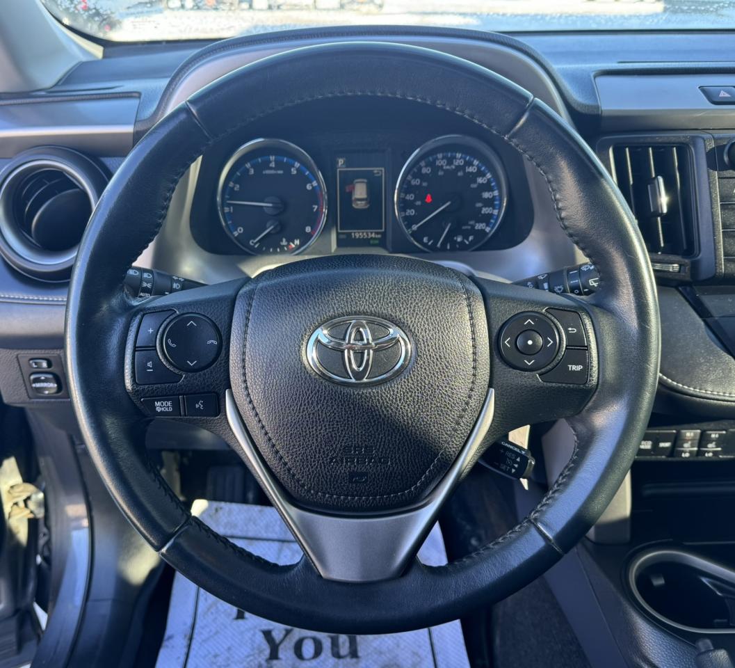 2016 Toyota RAV4 AWD 4dr XLE Photo