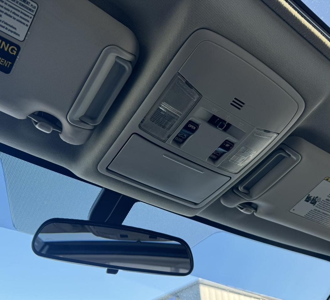 2016 Toyota RAV4 AWD 4dr XLE Photo