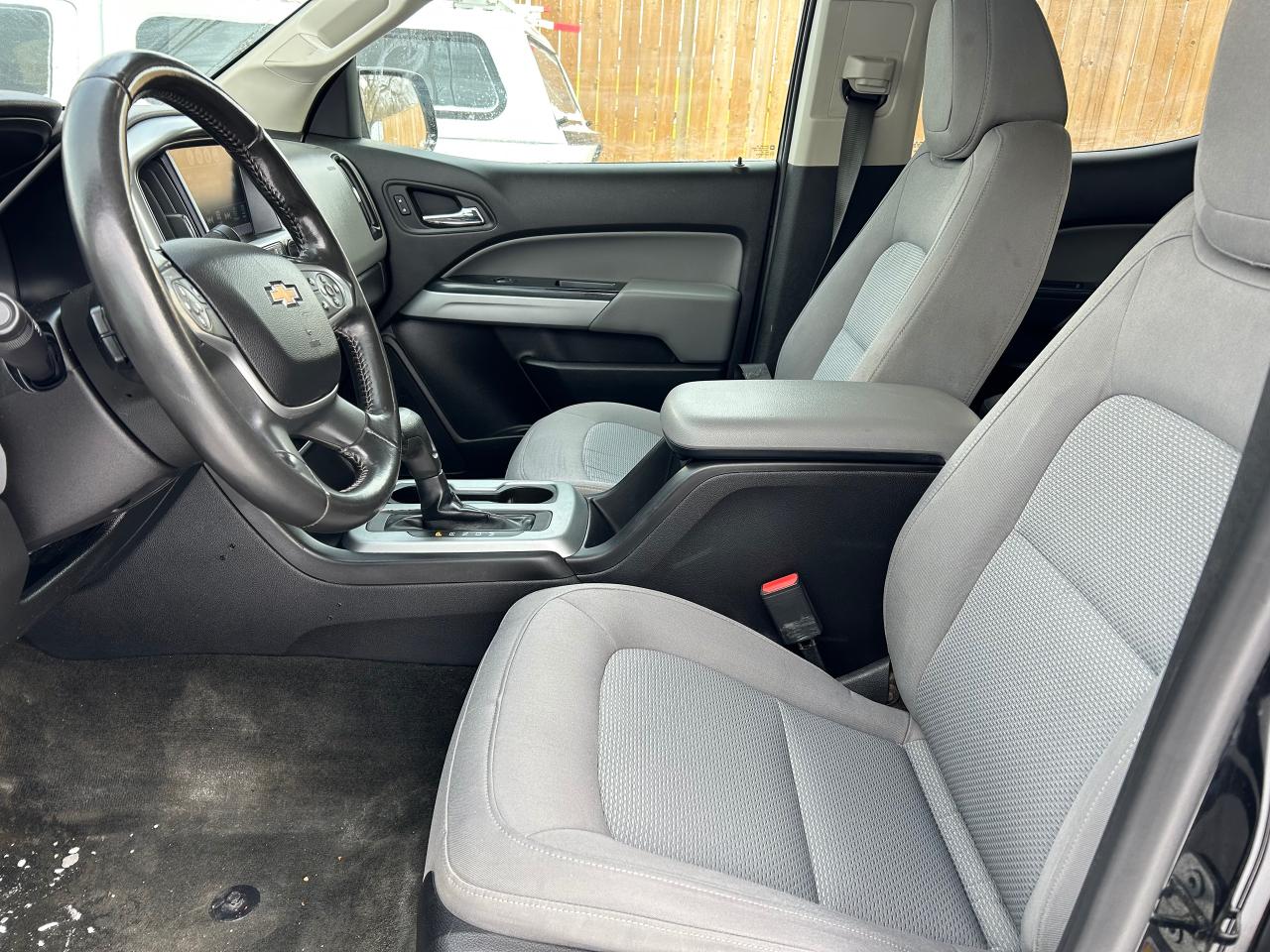 2016 Chevrolet Colorado 4WD CREW CAB 140.5" LT Photo