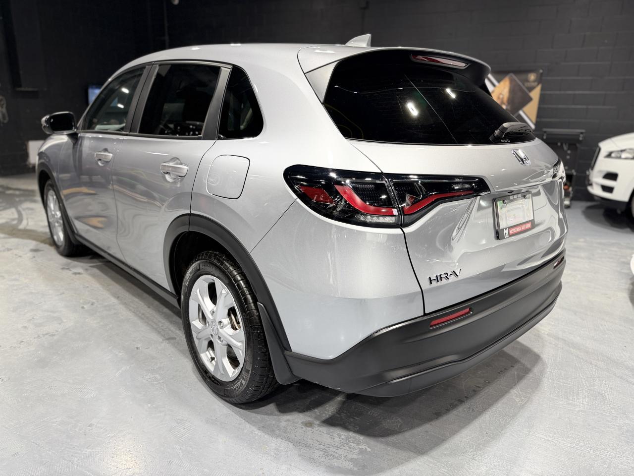 2025 Honda HR-V LX AWD LOW KMS Photo