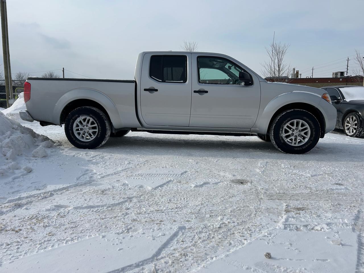 2015 Nissan Frontier SV Photo