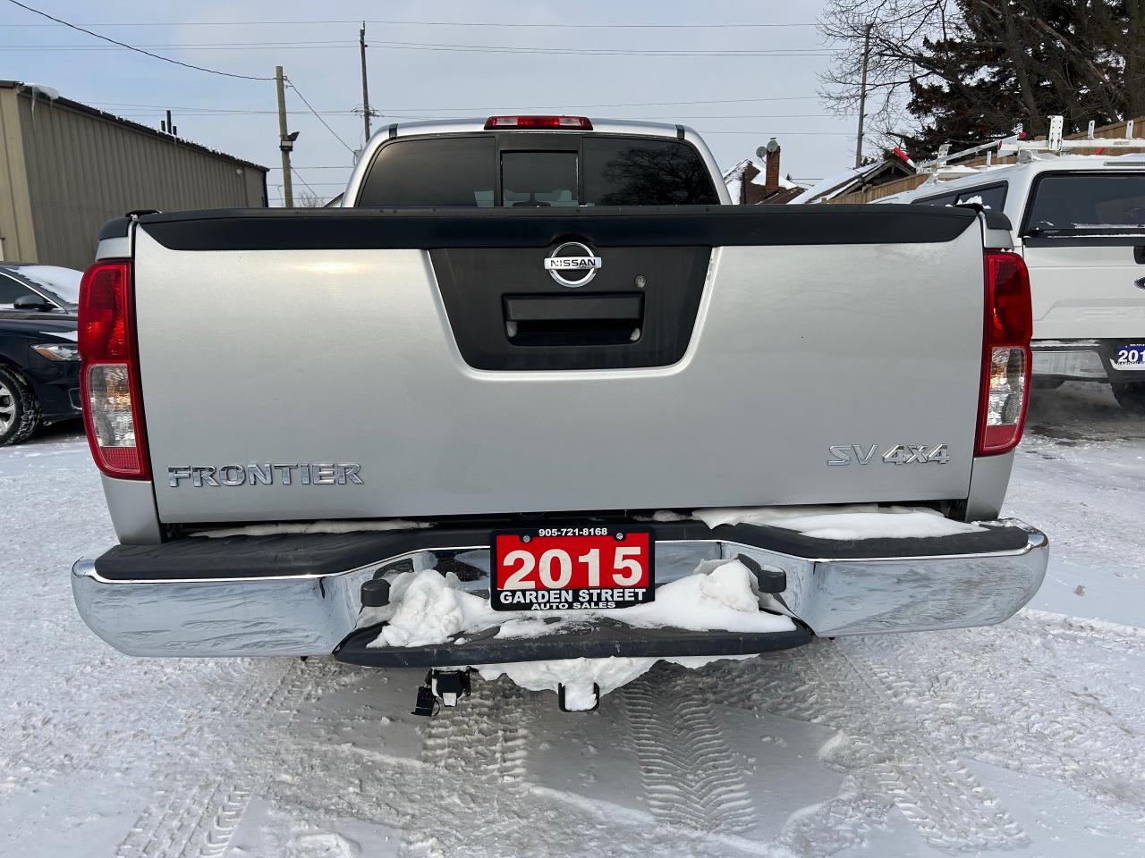 2015 Nissan Frontier SV Photo3