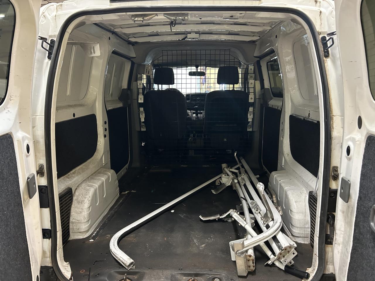 2015 Chevrolet City Express LS Photo