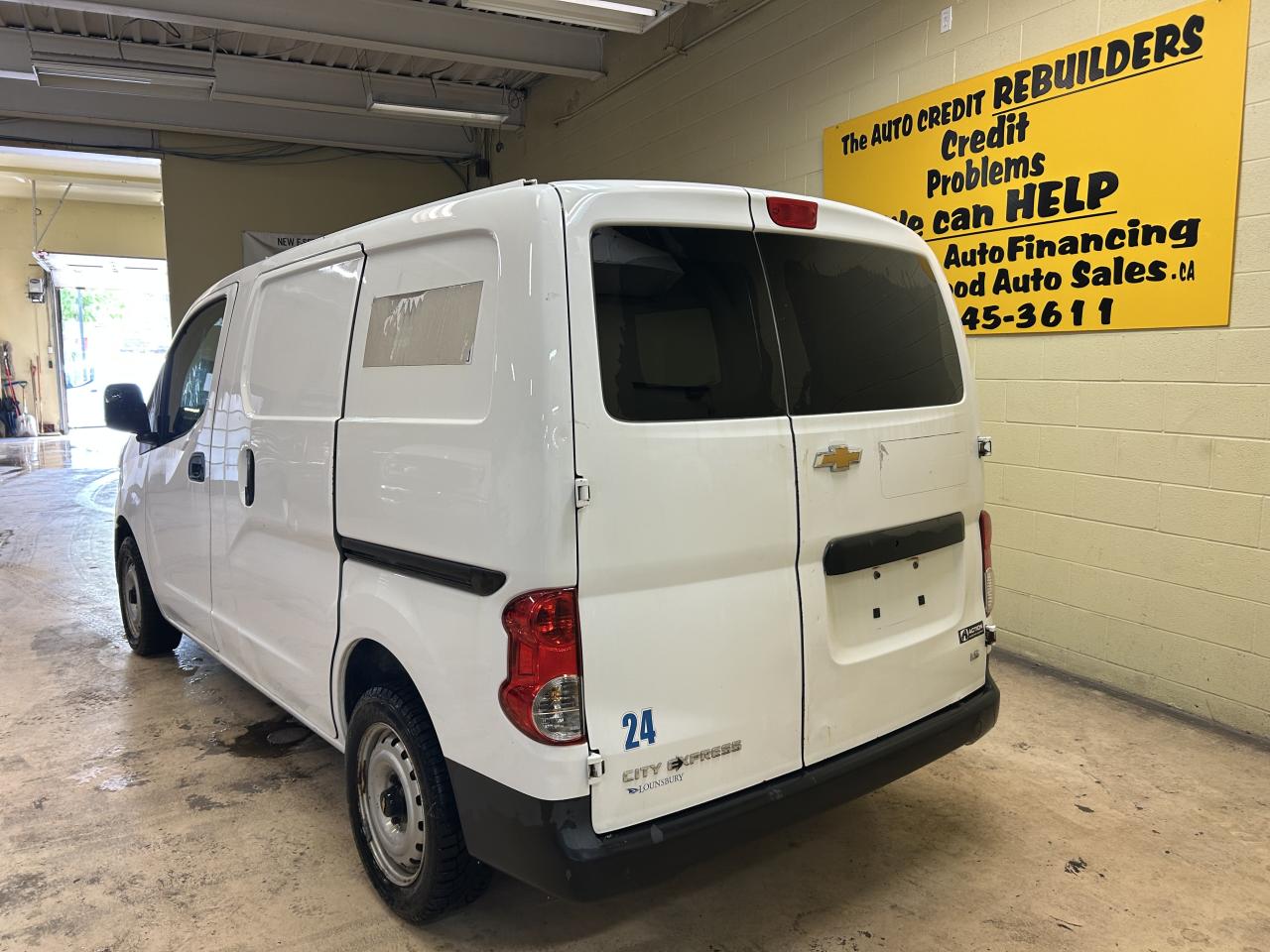 2015 Chevrolet City Express LS Photo3