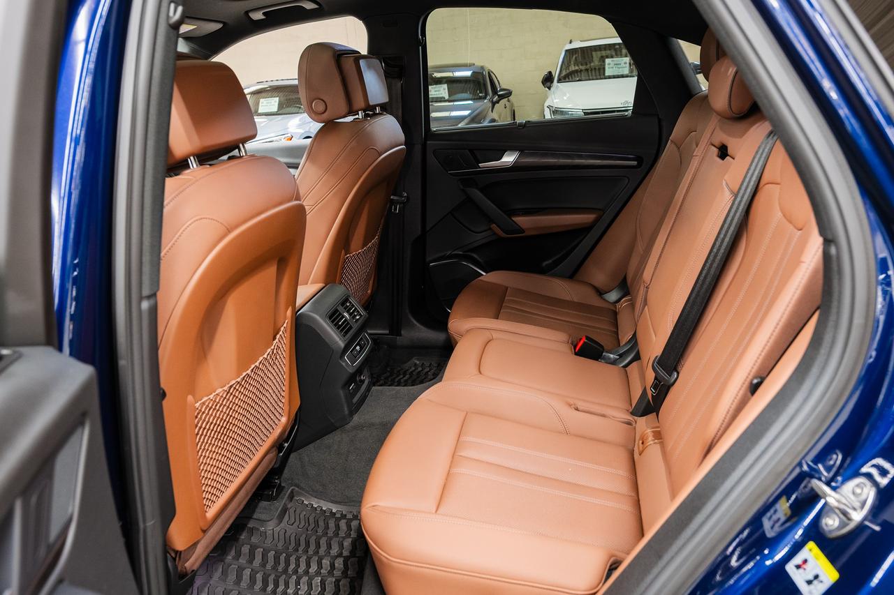 2022 Audi Q5 PROGRESSIV S-Line AWD | Nav | Panoroof | CarPlay