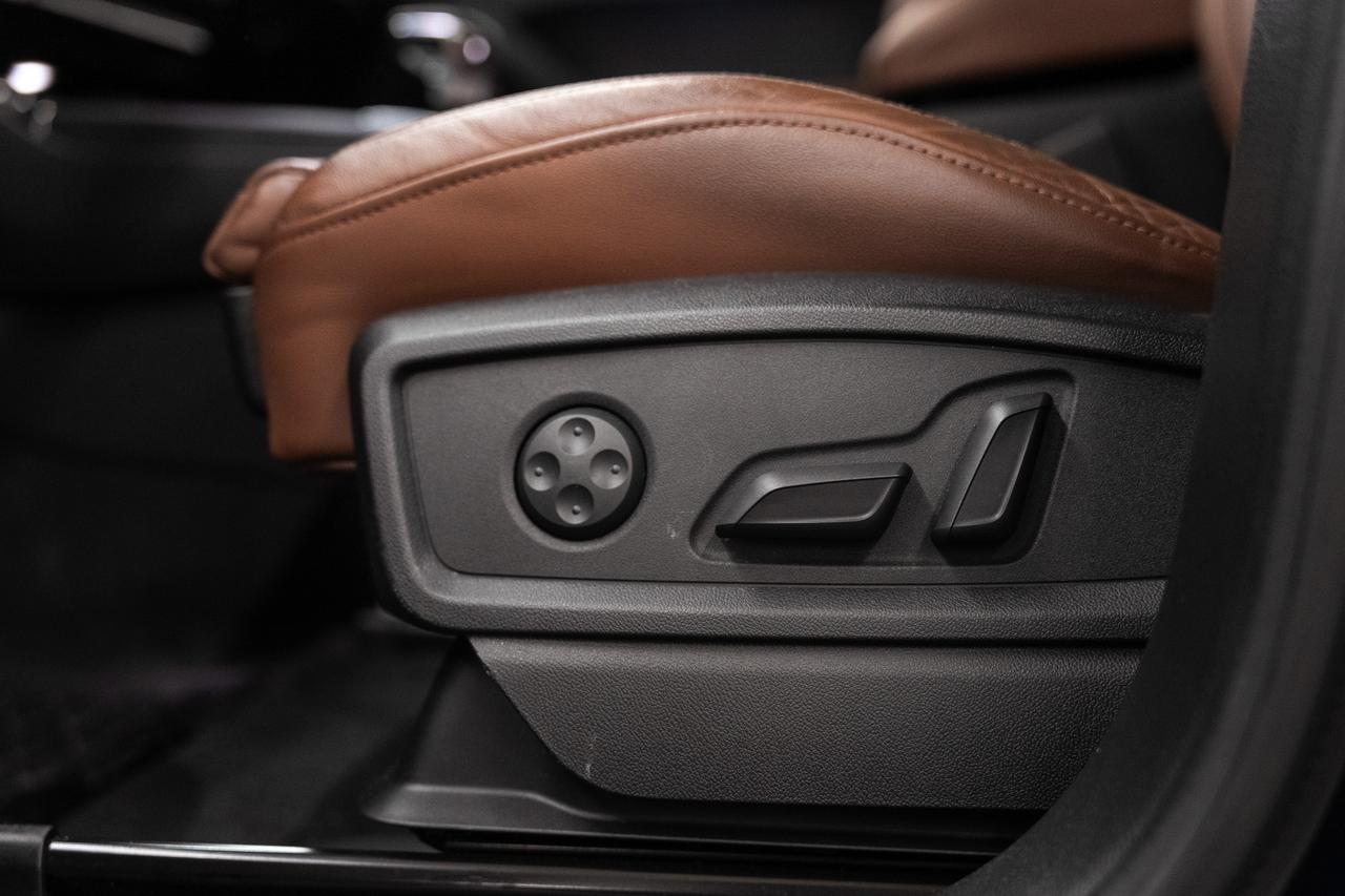 2022 Audi Q5 PROGRESSIV S-Line AWD | Nav | Panoroof | CarPlay