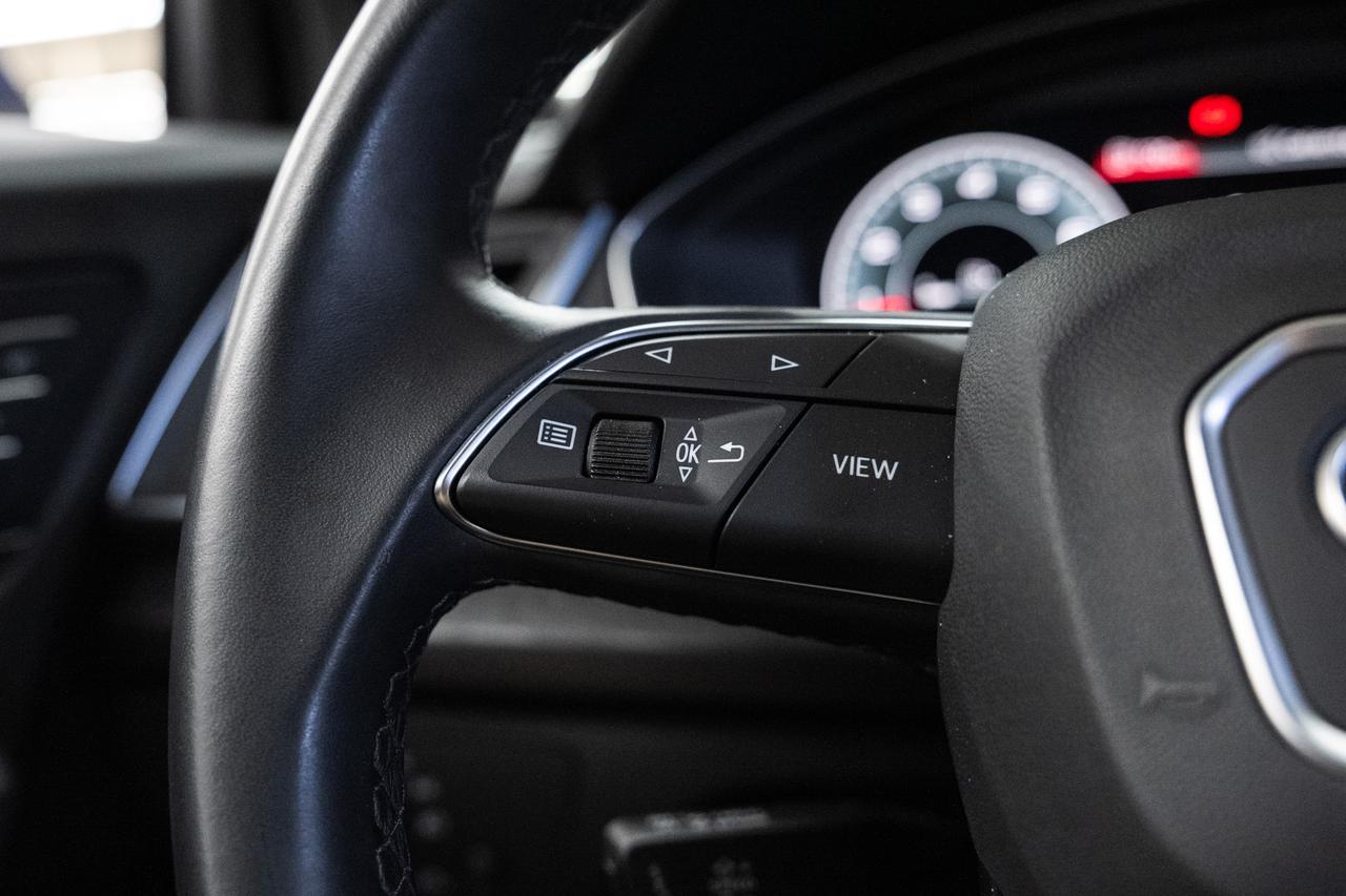 2022 Audi Q5 PROGRESSIV S-Line AWD | Nav | Panoroof | CarPlay