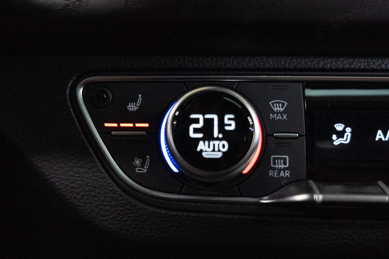 2022 Audi Q5 PROGRESSIV S-Line AWD | Nav | Panoroof | CarPlay