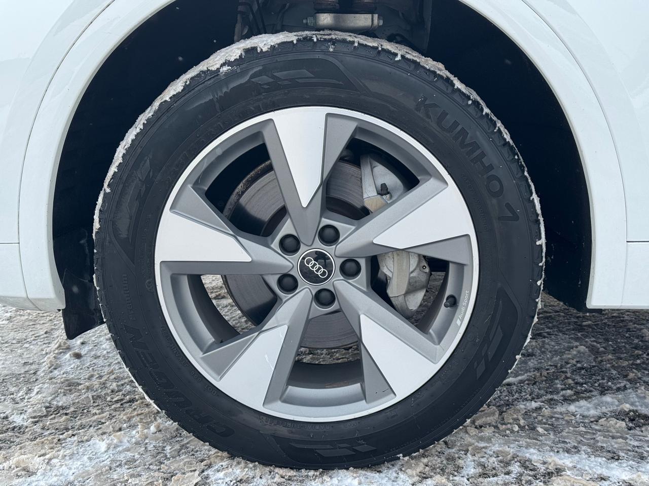 2023 Audi Q5 Komfort **CLEAN CARFAX** Photo